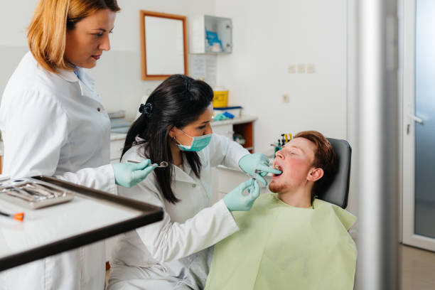 Best Emergency Dental Filling Replacement  in Coloma, MI